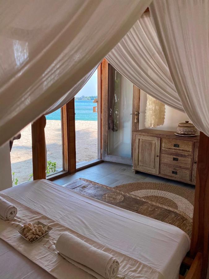 Samura Maldives Guest House Thulusdhoo Exterior foto