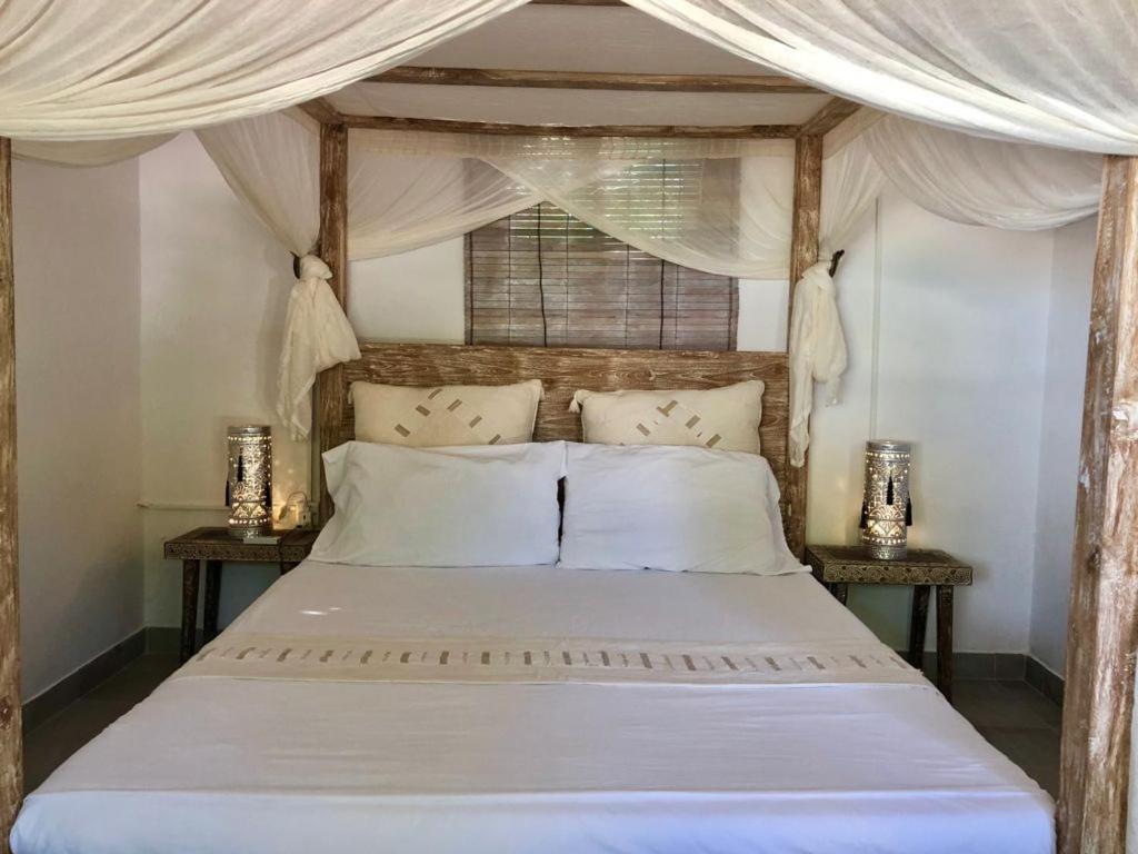 Samura Maldives Guest House Thulusdhoo Exterior foto