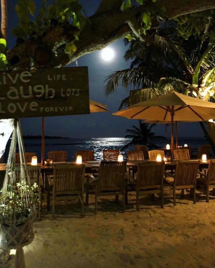 Samura Maldives Guest House Thulusdhoo Exterior foto